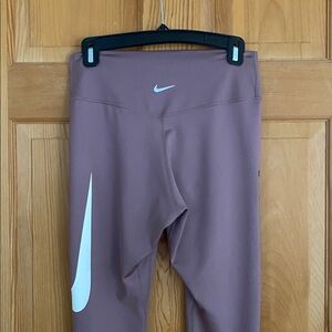 Nike Dri-FIT Mauve Leggings M